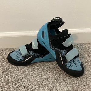 La Sportiva Blue/Black Zenit Woman Pacific Rock Climbing Shoes